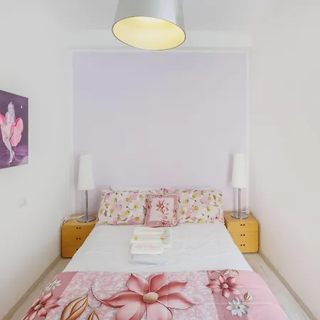 Marilyn With Free Private Parking Taormina