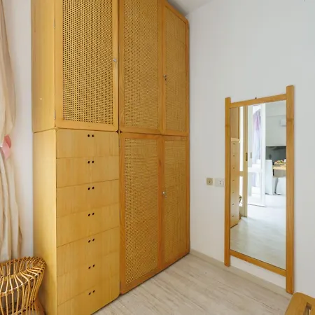 Marilyn With Free Private Parking Apartamento