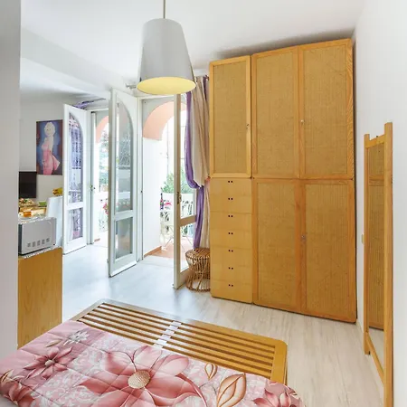 Marilyn With Free Private Parking Taormina