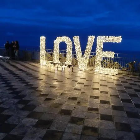 Apartamento Marilyn With Free Private Parking Taormina